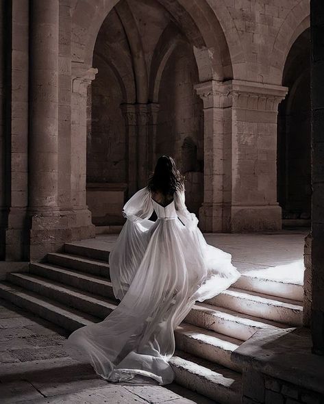 Dark Royalty Aesthetic, Royalty Core, Royal Core, Fairytale Aesthetic, Medieval Aesthetic, Castle Aesthetic, Queen Aesthetic, Royalty Aesthetic, Royal Aesthetic