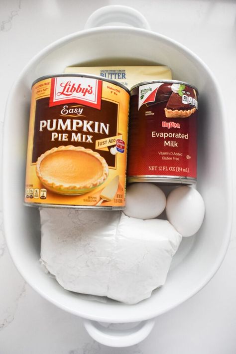 Pumpkin Dump Cake Gf Pumpkin Dump Cake, Sweetened Condensed Milk Cake, Condensed Milk Cake Recipe, Milk Cake Recipe, Pumpkin Poke Cake, Pumpkin Casserole, Pumpkin Dump Cake Recipe, Pumpkin Dump, Pumpkin Pie Cake