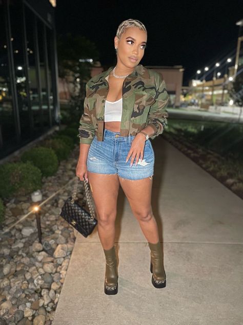 Camo Purse Outfit, Camo Cropped Jacket Outfit, Camo Inspired Outfits, Army Fatigue Skirt Outfit Black Women, Fun Date Night Outfits Summer, Denim And Camouflage Outfit, Army Fatigue Skirt Outfit, Camo Boots Outfit, Camo Shorts Outfit Black Women