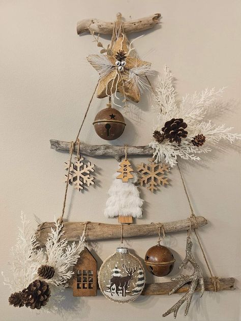 Driftwood Decor Wall, Wood Mobile, Driftwood Christmas, Driftwood Christmas Tree, Driftwood Wreath, Driftwood Mobile, Driftwood Sculpture, Driftwood Decor, Driftwood Crafts