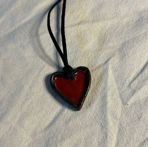 Crimson Heart Pendant 🥀🖤 New item in Shop Link in bio 🔗 #clay #pinterest #aesthetic #crimson #red #pendant #smallbusiness #heartpendant #necklace #handmadejewellery Clay Heart Necklace, Heart Pendent, Red Pendant, Clay Heart, Clay Stuff, Black Clay, Pinterest Aesthetic, Crimson Red, Clay Necklace