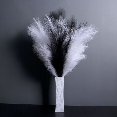 Black And White Pampas, White Pampas Grass Decor, Black Pampas, White Pampas, Beautiful Bathroom Decor, Grass Decor, Pampas Grass Decor, Best Of Both Worlds, Salon Decor