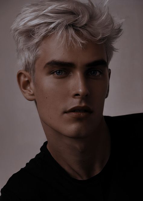 Guys With Green Eyes, Guys With White Hair, Frost And Starlight, Atmosphere Aesthetic, White Hair Men, Court Of Wings And Ruin, A Court Of Silver Flames, Men Blonde Hair, Blonde Hair Green Eyes