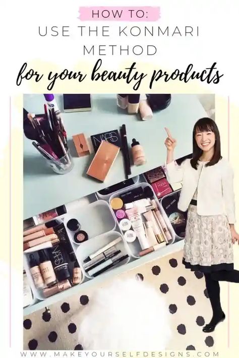 40+ Genius Makeup Organization Ideas Make Up Cabinet, Declutter Makeup, Makeup Organization Ideas, Marie Kondo Organizing, How To Make Up, Makeup Organization Diy, Makeup Drawer, Acrylic Organizer Makeup, Make Up Tools