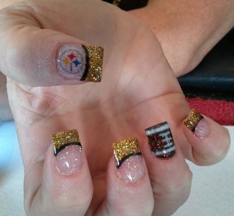 Steelers Nails Ideas, Pittsburgh Steelers Nail Designs, Pittsburgh Steelers Nails, Steelers Nails Designs, Steeler Nails, Football Nails Design, Steelers Nails, Football Nail Designs, Sports Nails