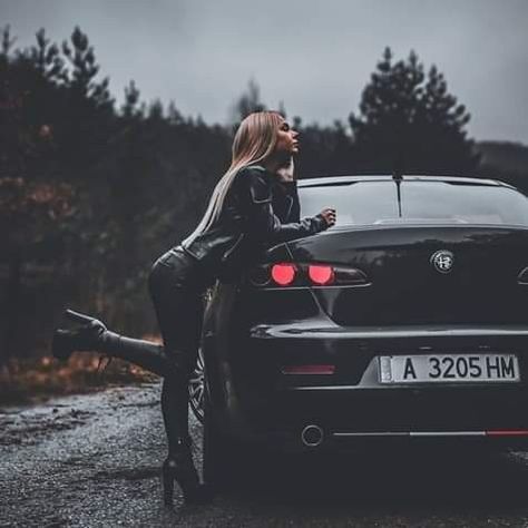 Posing With A Car, Car Photoshoot Poses, Driving Fast Aesthetic, Car Photoshoot Women, Car Shooting Girl, Gurls Pictures Ideas, New Car Pictures Poses, Car Photography Poses Women, Car Poses Women