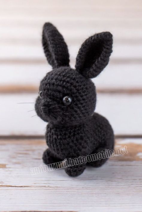 Crochet Plush Toys Free Pattern, Hare Crochet Pattern, Crochet Bunny Pattern Free, Bunny Crochet Pattern Free, Bunny Crochet Free Pattern, Kindness Crochet, Amigurumi Bunny Free Pattern, Crochet Rabbit Free Pattern, Amigurumi Bunnies