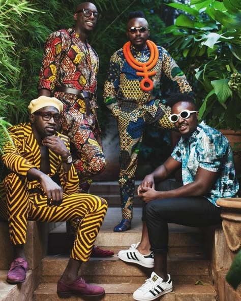 The musical group Sauti Sol captured in 2018 wearing suits that represent their culture. This is an example of modern black dandyism. Retrieved from All Things Sankara. Afro Punk Fashion, Afro Fashion, Style Africain, Afro Style, African Inspired Fashion, Afro Punk, African Men Fashion, Africa Fashion, African Men