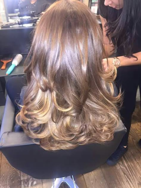 Big Blow Dry Hair, Big Bouncy Blow Dry, Big Curly Blowout, Flicky Blow Dry, Bouncy Blow Dry Medium, Bouncy Curls Medium Hair, Vs Blowout, Bouncy Blowout Long Hair, Blowout Long Hair