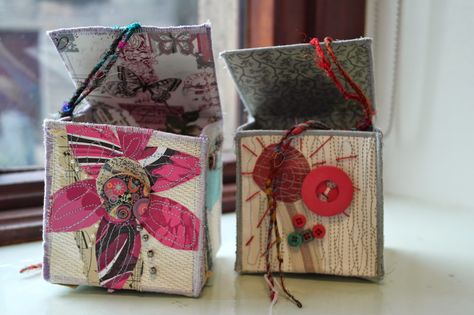 H-anne-Made: Collage Boxes workshop Mixed Media Boxes, Boxes Ideas, Fiber Art Projects, Fabric Box, Purse Crafts, Creative Textiles, Fabric Boxes, Fabric Collage, Textile Arts