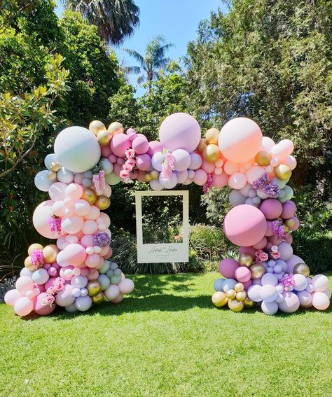 Rainbow Balloon Arch, Mermaid Balloons, Decoration Birthday Party, Pastel Balloons, Purple Balloons, Mermaid Baby Showers, Balloon Kit, Green Balloon, Rainbow Balloons