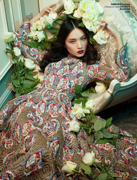 Ling Yue in Floral Couture for Elle Hong Kong by Michèle Bloch Stuckens Shoot With Flowers, Ben Johnson, Flowers In Her Hair, Beauty Shoot, Floral Fashion, Beauty Editorial, Photography Women, Beauty Videos, A Dress