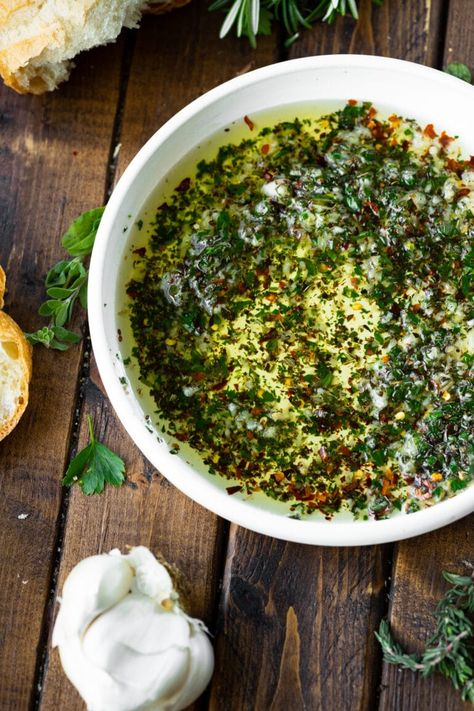 Sizzling Italian Dipping Oil for Bread - Oh Sweet Basil Italian Dipping Oil, Dipping Oil For Bread, Bread Dipping Oil Recipe, Dipping Oil Recipe, Olive Oil Dip For Bread, Types Of Olives, Bread Dipping Oil, Bread Dipping, Olive Oil Bread