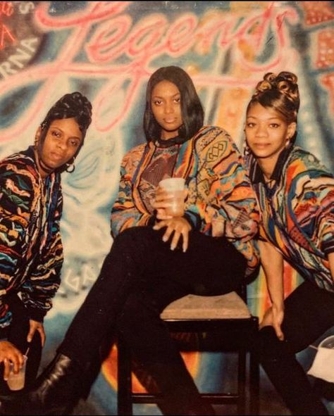 School Outfit Black Women, Cute Outfits Black Women, 90s Fashion Outfits 1990s Style, Women Outfits Black, Cute Outfits Black, 90s Black Culture Aesthetic, Black Women Outfits, Ptso Ideas, Sculpted Hair