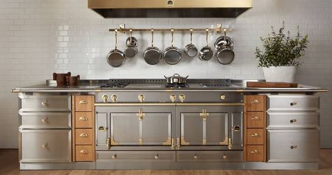 La Cornue Chateau 165 Range Cooker - Castle Kitchens & Appliances La Cornue Chateau, La Cornue Kitchen, Castle Kitchens, Elegant Kitchen Design, Kitchen Appliances Luxury, Kitchen Appliance Packages, Appliances Design, French Country Kitchens, Stoves Range