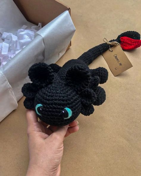 Black Toothless (from "how to train your dragon") Get your customized crochet toys from us. . . . Inbox us to place your orders <3 . . #crochet #handmade #crochetersofinstagram #crochetaddict #crochetlove #crocheting #knitting #yarn #instacrochet #handmadewithlove #croche #crochetinspiration #diy #crochetlover #yarnaddict #knittersofinstagram #love #crocheted Toothless Knitting Pattern, How To Train Your Dragon Crochet, Toothless Crochet Pattern Free, Toothless Amigurumi, Toothless Pattern, Crochet Toothless, Birthday Plans, Crochet Eyes, Beginner Crochet Tutorial