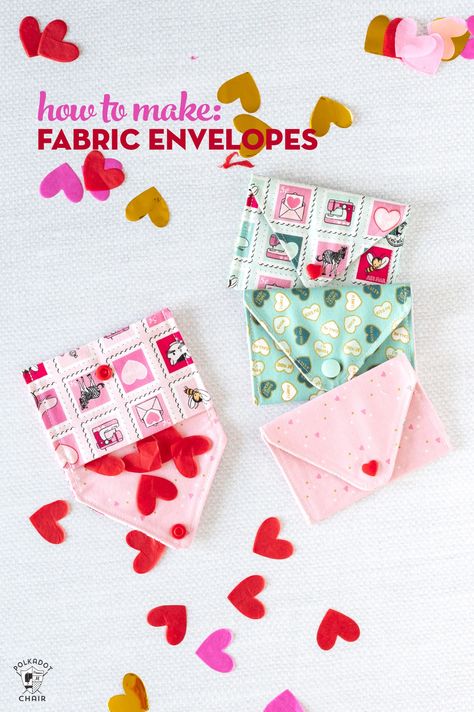 This mini fabric envelope sewing pattern is perfect to use with left over 10" pre cut fabric pieces! Envelope Sewing Pattern, Fabric Envelopes, Envelope Pattern, Polka Dot Chair, Fabric Envelope, Sewing Tutorials Free, Mini Envelopes, Fabric Baskets, Easy Sewing Projects