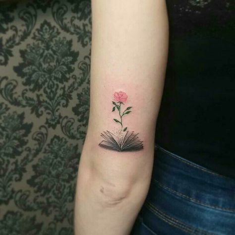 Literature Tattoos Minimalist, Literature Tattoos, Book Tattoos, Bookish Tattoos, Minimalist Book, Literary Tattoos, Tattoo Minimalist, Shape Tattoo, Tattoo People