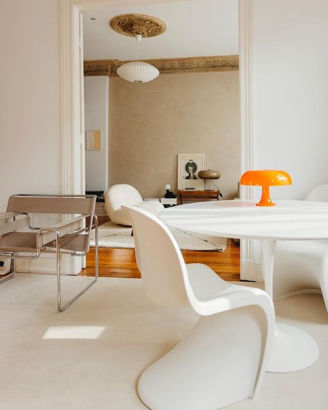 Vitra Chair, Panton Chair, Photo Room, Miniature Chair, Bauhaus Design, White Living, Armchair Design, Interior Design Styles, 인테리어 디자인