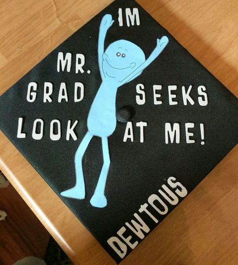 Rick And Morty Graduation Cap, Decorate Graduation Cap, Graduation Cap Designs College, Caps Ideas, Funny Graduation Caps, Friends Meme, Graduation Hats, Nurse Graduation Cap, College Grad Cap Ideas