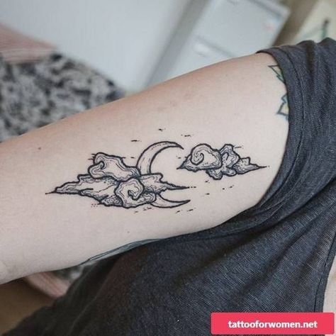 Crescent moon & clouds tattoo Tattoo Ideas Cartoon, Cloud Tattoo Ideas, Orca Tattoo, Tattoo Diy, Hamsa Tattoo, Party Tattoos, Tattoo Trend, Forearm Tattoo Design, Muster Tattoos