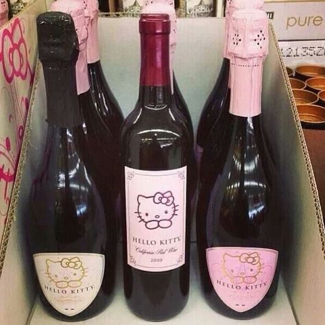 Hello Kitty Wine, Hello Kitt, Hello Kitty Aesthetic, Alcohol Aesthetic, Hello Kitty Party, Hello Kitty Art, Pretty Drinks, Hello Kitty My Melody, Hello Kitty Pictures