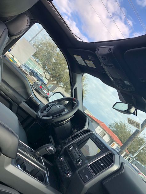 The Raptor's interior is screaming luxury! 😃 Pick Up Truck Interior, Ford Raptor Interior, Truck Lover, Single Cab Trucks, Ford Interior, Truck Bed Covers, Black Truck, Fire Food, Ford Pickup Trucks