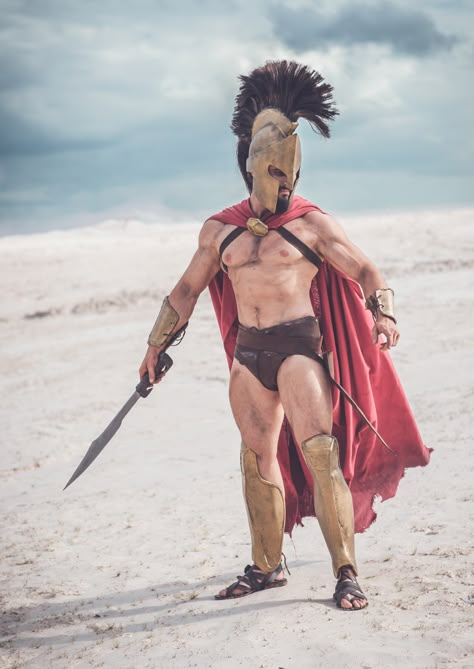 300 Tattoo Spartan, 300 Tattoo, Spartan Costume, Movie Cosplay, Greek Warrior, Spartan Warrior, Real Anime, Cos Play, Fantasy Male