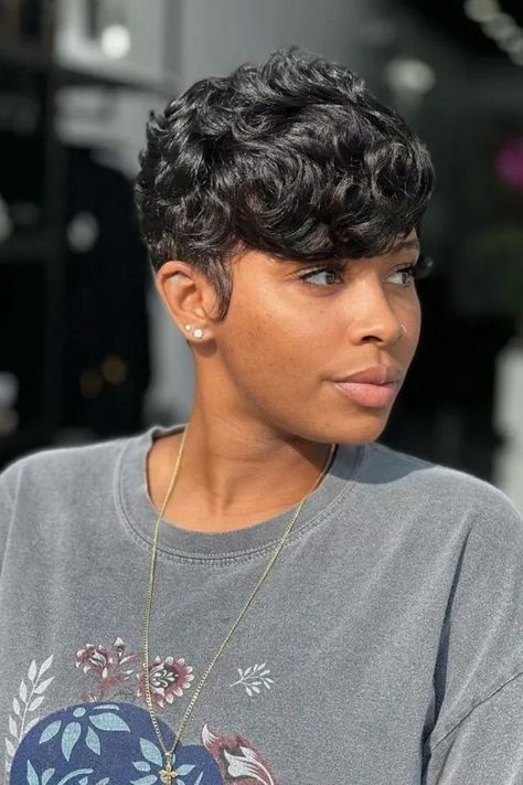 Short Curly Pixie Cut Finger Waves Short Hair, Kort Bob, Short Relaxed Hairstyles, Black Hair Short Cuts, Short Black Hair, Natural Hair Short Cuts, Short Hair Images, Short Hair Black, Mode Tips