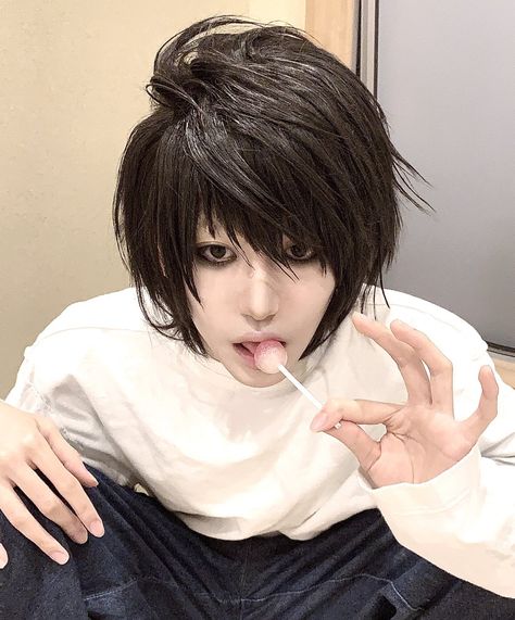 L Deathnote, L Cosplay, Snk Cosplay, L Lawliet, Epic Cosplay, Lgbt Art, Male Cosplay, Cosplay Characters, Amazing Cosplay