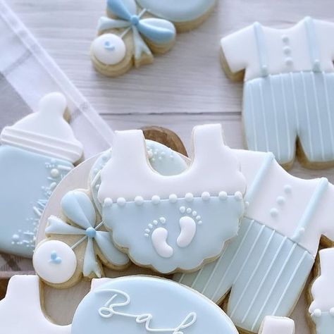 Bottle Cookies Decorated, Baby Boy Cookies Decorated, Romper Cookies Decorated, Baby Boy Sugar Cookies Royal Icing, Baby Shower Cookies For Boy, Boy Baby Shower Cookies, Oh Boy Cookies Decorated, Rattle Decorated Cookies, Baby Rattle Cookies Decorated