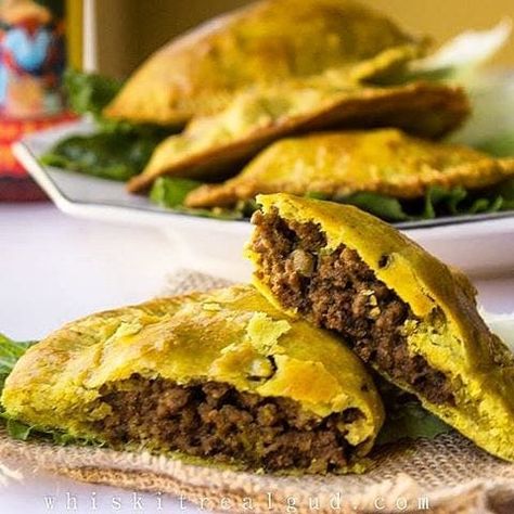 Jamaican Ground Beef Recipes, Thai Beef Jerky Recipe, Thai Beef Jerky, Cuban Empanadas, Curried Beef, Jamaican Recipe, Jamaican Patties, Beef Patties Recipes, Beef Jerky Recipe