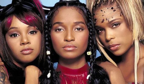 TLC 90s makeup and hair 90s Hip Hop Makeup, Hip Hop Makeup, Tlc Outfits, Tlc Group, Lisa Left Eye, Train Music, 90s Hip Hop, Mtv Videos, Video Music Awards