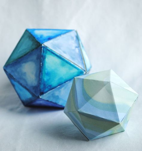 Icosahedron Decor | free paper template | Creative in Chicago #geometry #shapes #papercrafts Icosahedron Template, Paper Template Free, Template Free Printable, Geometry Shapes, Cardstock Crafts, Crafts Animals, Paper 3d, Origami And Quilling, 6th Grade Art