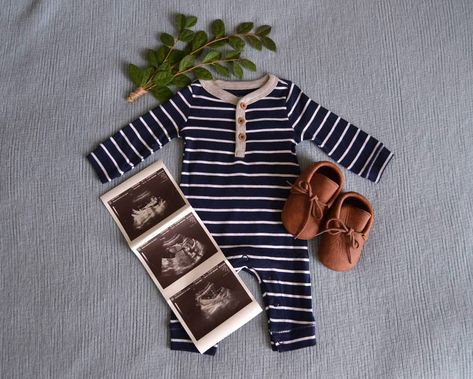 Baby Announcement Flat Lay, Flat Lay Pregnancy Announcement, Pregnancy Announcement Flat Lay, Boy Announcement Ideas, Baby Boy Pregnancy Announcement, Boy Ultrasound, Boy Baby Announcement, Baby Flat Lay, Gender Reveal Pictures