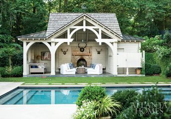 stick style pool house with fireplace Small Farmhouse Plans, Pool Pavilion, Pool Cabana, Outdoor Living Design, Backyard Porch, Small Farmhouse, Atlanta Homes, Transitional House, Farmhouse Plans