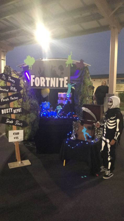 Trunk or treat fortnite Trunk Or Treat Fortnite, Fortnite Trunk Or Treat, Video Game Trunk Or Treat, Fortnite Trunk Or Treat Ideas, Funny Trunk Or Treat Ideas, Camryn Manheim, Teal Party, Christmas Float Ideas, Boy Images