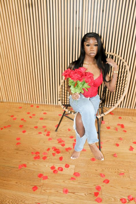 valentines day photoshoot by @shotbymakii on ig nyc photogrpaher Bestie Valentines Day Photoshoot, Valentines Day Photoshoot Ideas, Vday Photoshoot, Valentines Day Photoshoot, Valentines Photoshoot, Diy Photoshoot, Valentine Picture, Valentines Day Pictures, Diy Picture