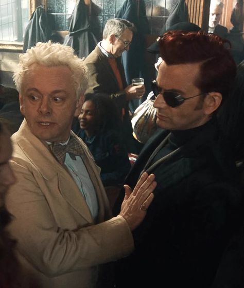 saba ⋆ on X: "i still don't believe this is real??? LIKE HOW IS THIS REAL. https://t.co/YTtwaaRvpS" / X David Michael, Good Omens Book, Michael Sheen, Good Omens, Neil Gaiman, Angels And Demons, A Group, Cartoon Network, Movies Showing