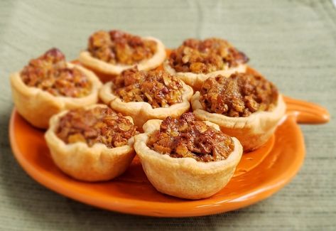 Mini Pecan Tarts, Bite Size Pecan Pie, Pecan Tarts Mini, Pecan Tassies, Pie For Thanksgiving, Maple Pecan Pie, Pillsbury Pie Crust, Onion Pie, Pecan Pies