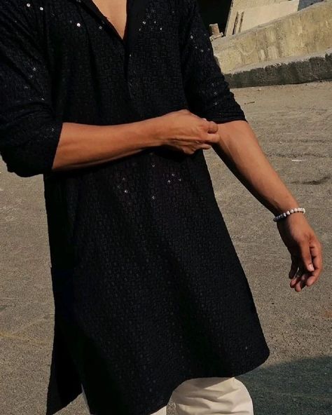 Indian Guys Aesthetic, Indian Men Aesthetic, Indian Boys Aesthetic, Traditional Indian Mens Clothing, Black Kurti, Wedding Kurta, Emotionally Attached, Aesthetic Dump, Asian Aesthetic