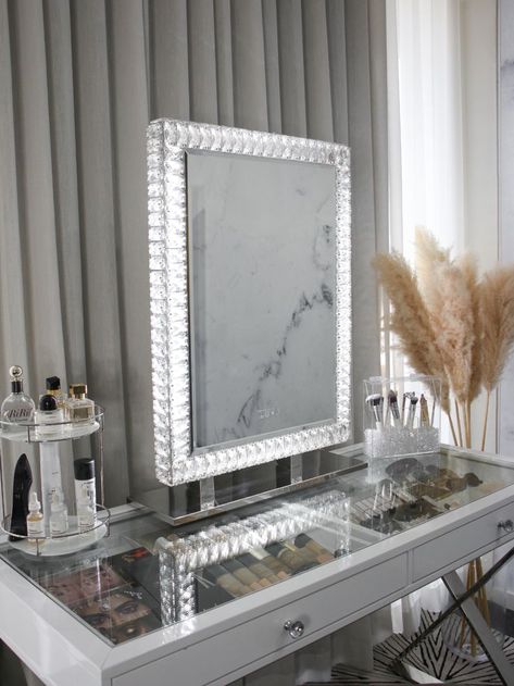 sparkling light up diamond vanity mirror on a white makeup desk with acrylic makeup organisers Lighted Mirror Vanity Dressing Tables, Dressing Table Light Up Mirror, Luxury Makeup Vanity Dressing Tables, Border Portrait, Crystal Vanity Mirror, Vanity Mirror Luvo, Makeup Organisers, Vanity Room Decor, Diamond Vanity