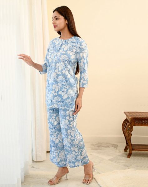 Cotton Printed Night Dress For details and purchase options please dm us directly or WhatsApp on +91 9784017080 Return Policy - We accept returns in case of defective/damaged products only. #nightgown #sleepwear #lingerie #nightwear #nightdress #fashion #pajamas #loungewear #pyjamas #style #nightsuit #nightsuits #bajutidur #pyjamaparty #homewear #nightwears #nightsuitforgirls #pajamaparty #dress #instagram #cotton #onlineshopping #nighty #kadopernikahan #Instagramforbusiness #piyama #dresses ... Fashion Pajamas, Night Suit, Pajama Party, Night Dress, Nightwear, Night Gown, Return Policy, Pajamas, Lounge Wear