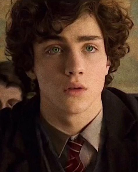 Aaron Johnson Taylor, Sean Leonard, Katerina Petrova, Aaron Johnson, Aaron Taylor, 얼굴 그리기, River Phoenix, Aaron Taylor Johnson, Harry James