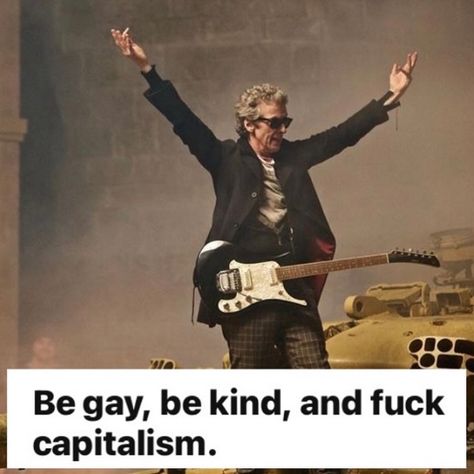 The Twelfth Doctor, Doctor Who Memes Funny, David Tennant Side Profile, Tardis Aesthetic, Doctor Who Meme, Peter Capaldi Doctor Who, Doctor Who Funny, Doctor Who Memes, David Tennant Doctor Who