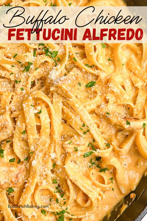 Buffalo Chicken Alfredo - Bad Batch Baking - Restaurant Copycat Recipes & Family Favorites Buffalo Chicken Alfredo, Fettucini Alfredo Chicken, Macaroni Dishes, Chicken Fettucine, Creamy Buffalo Chicken, Spicy Chicken Pasta, Easy Chicken Tetrazzini, Chicken Alfredo Fettuccine Recipe, Restaurant Copycat Recipes