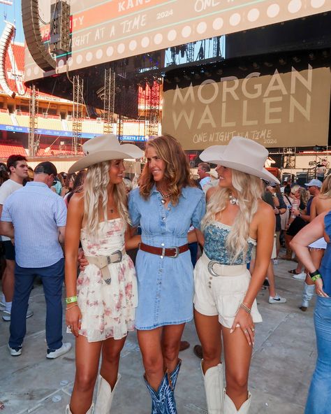 morgan wallen night 1 🎶🦋🎸 . . . #morganwallenconcert #countryconcertoutfit #westernfashion #cowgirlboots morgan wallen concert outfit // western fashion // western outfit inspo // cowgirl boots // lucchese // western style // cowgirl chic // country concert ootd Western Night Outfit, Fashion Western Outfits, Country Concert Outfit Morgan Wallen, Coastal Cowgirl Outfit Bachelorette, Country Night Out Outfit, Fiji Outfits, Country Party Outfit, Western Belts Outfit, Cute Country Concert Outfits