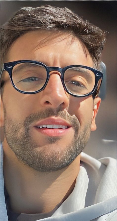 Album Artwork Cover Art, Piero Barone, Wallpaper Nature Flowers, Italian Men, Famous Singers, New Pictures, Cover Art, Good Music, Love Of My Life