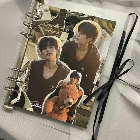 creditos a su creador Kpop Collage Journal, Kpop Binder Cover Ideas, Kpop Scrapbook Ideas, Binder Decoration Ideas, Aesthetic Journal Cover, Binder Cover Ideas, Photocard Decoration, Binder Inspiration, Kpop Scrapbook