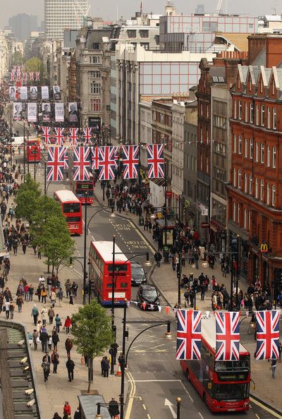 England Flag, London Aesthetic, Celebrity Photo, Tv Music, Oxford Street, London Town, London Calling, London Love, University Student